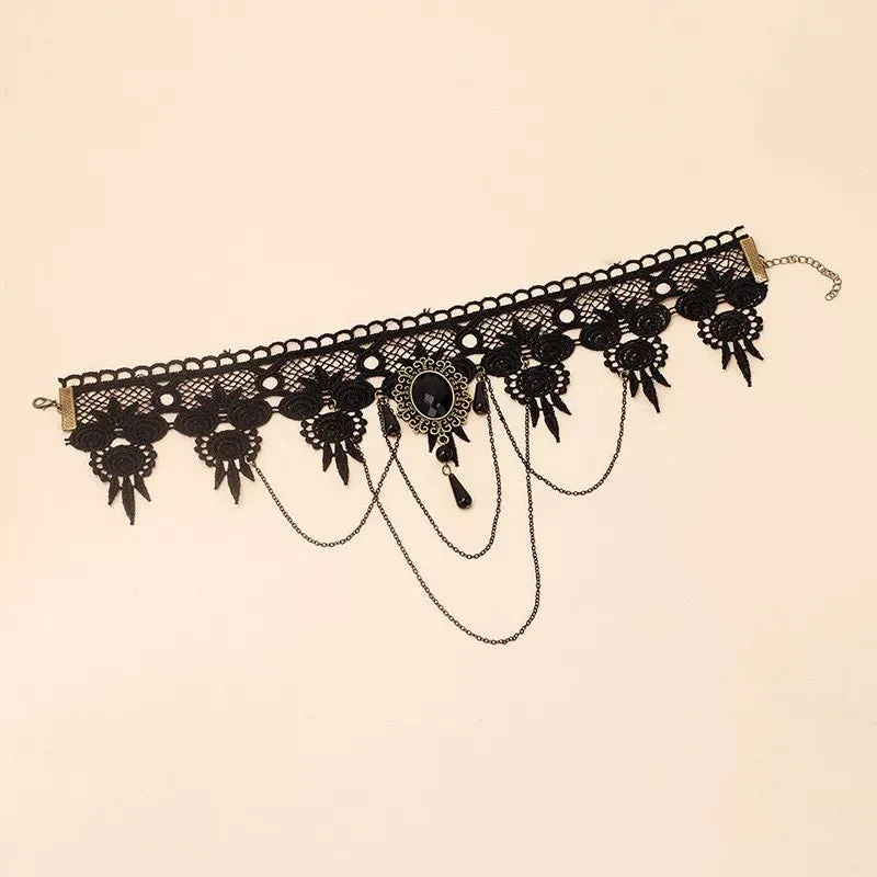 Gothic Choker Necklace 02