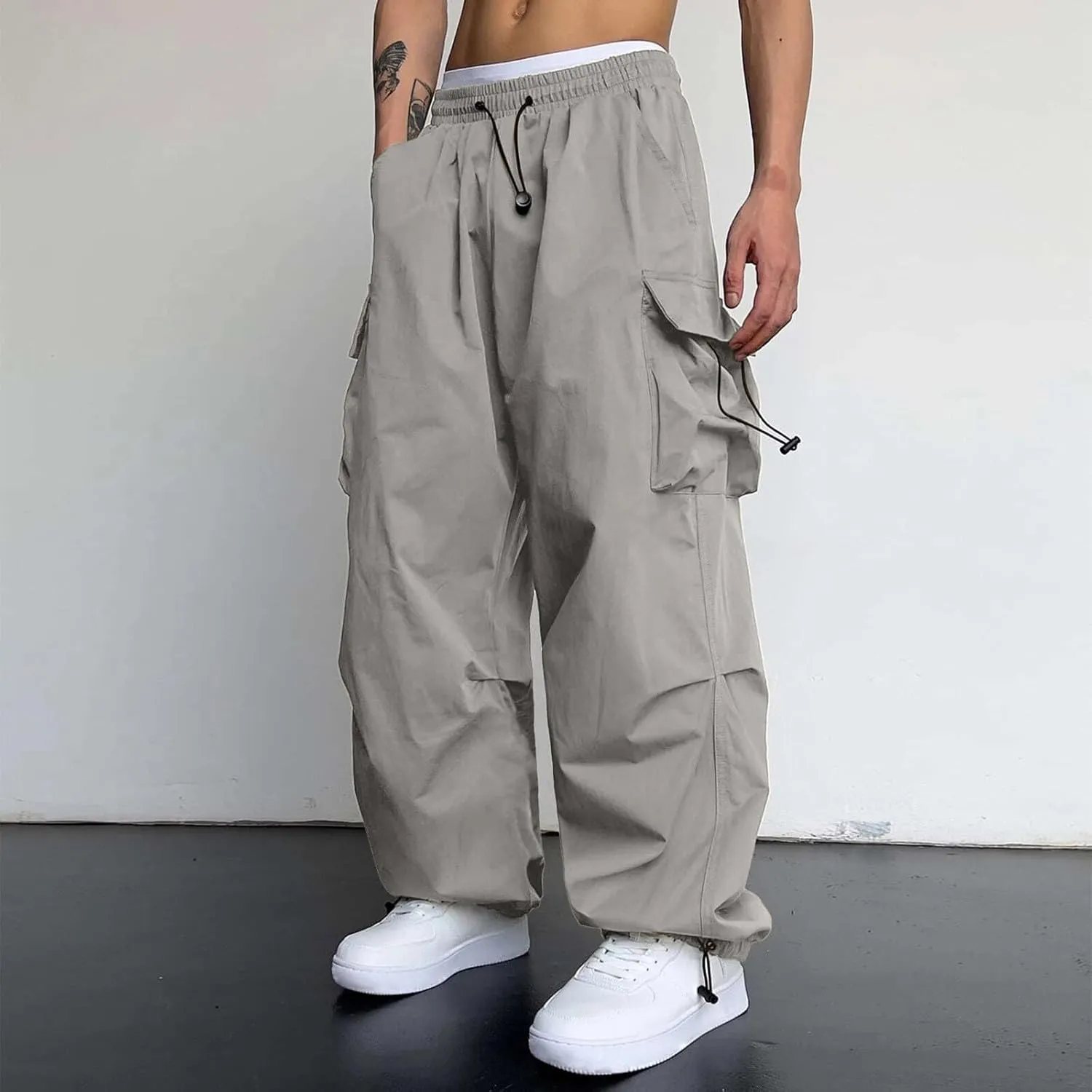 Men's Baggy Cargo Pants Trendy Casual Parachute Pants Drawstring Loose Fit Sweatpants Multi Pockets