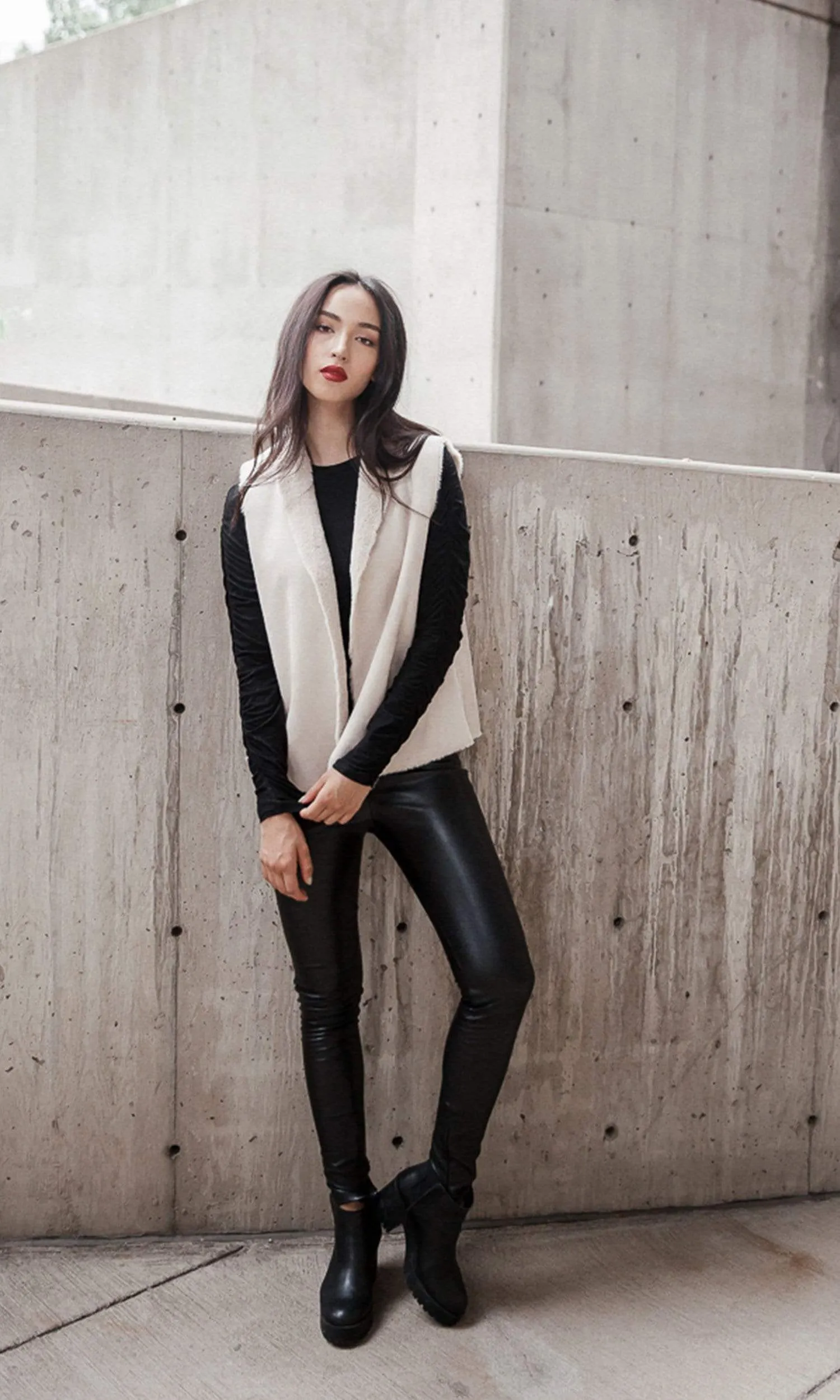 Velvet by Graham & Spencer Miss Shirred Sleeve Top