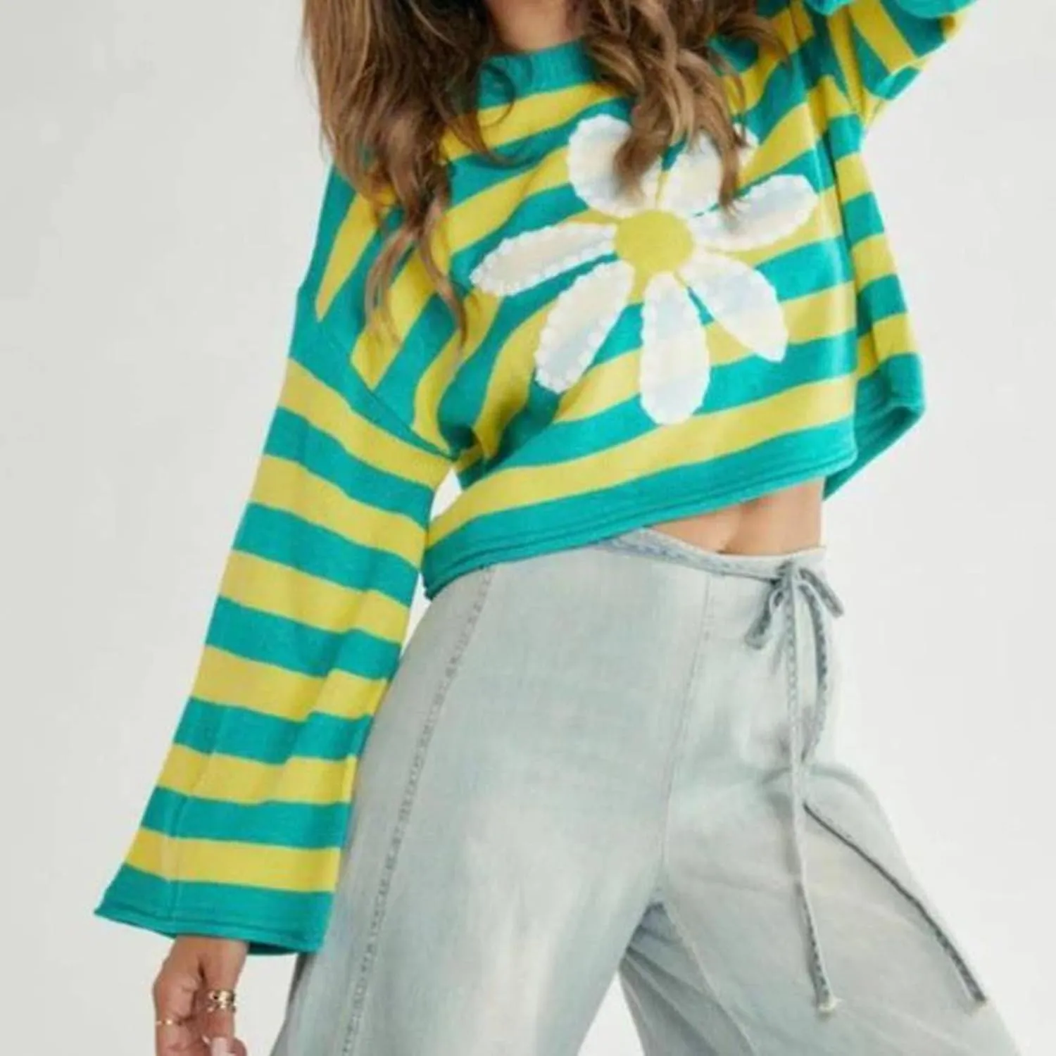 Women Floral Oversized Sweatshirts Long Sleeve Crewneck Graphic Print Hoodies Pullover Tops Y2k Fall Fashion