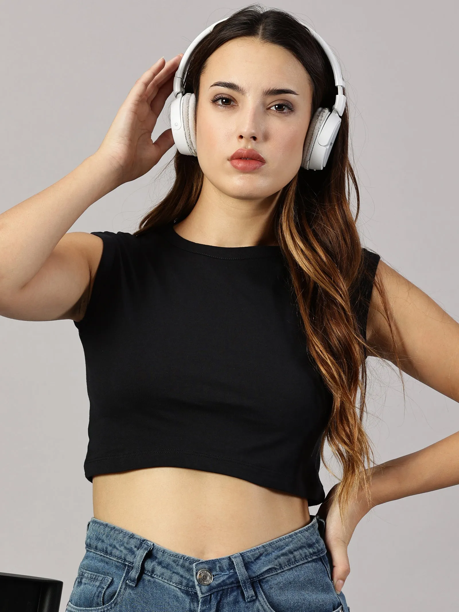 Women Solid Casual Crop Tops Sleeveless