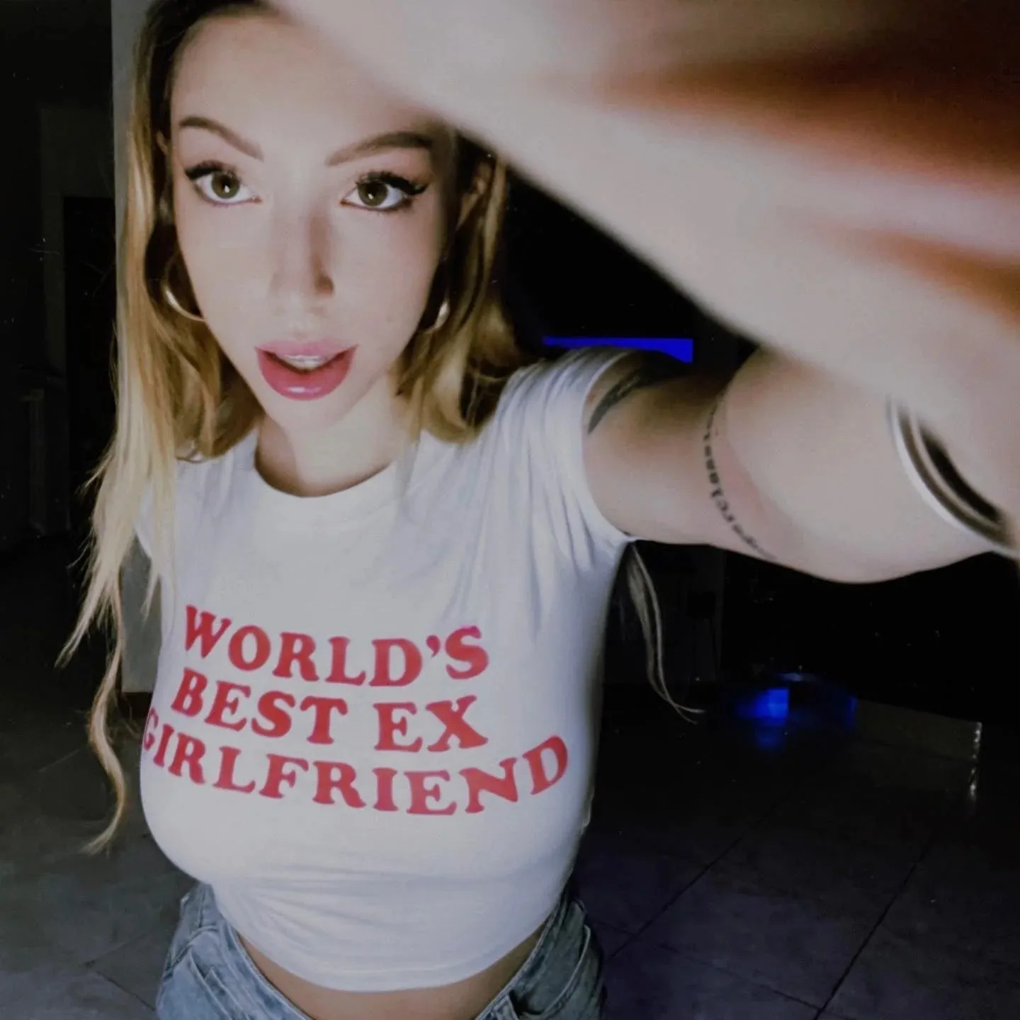 Women’s Crop Top T-Shirt - Letter Print Slim