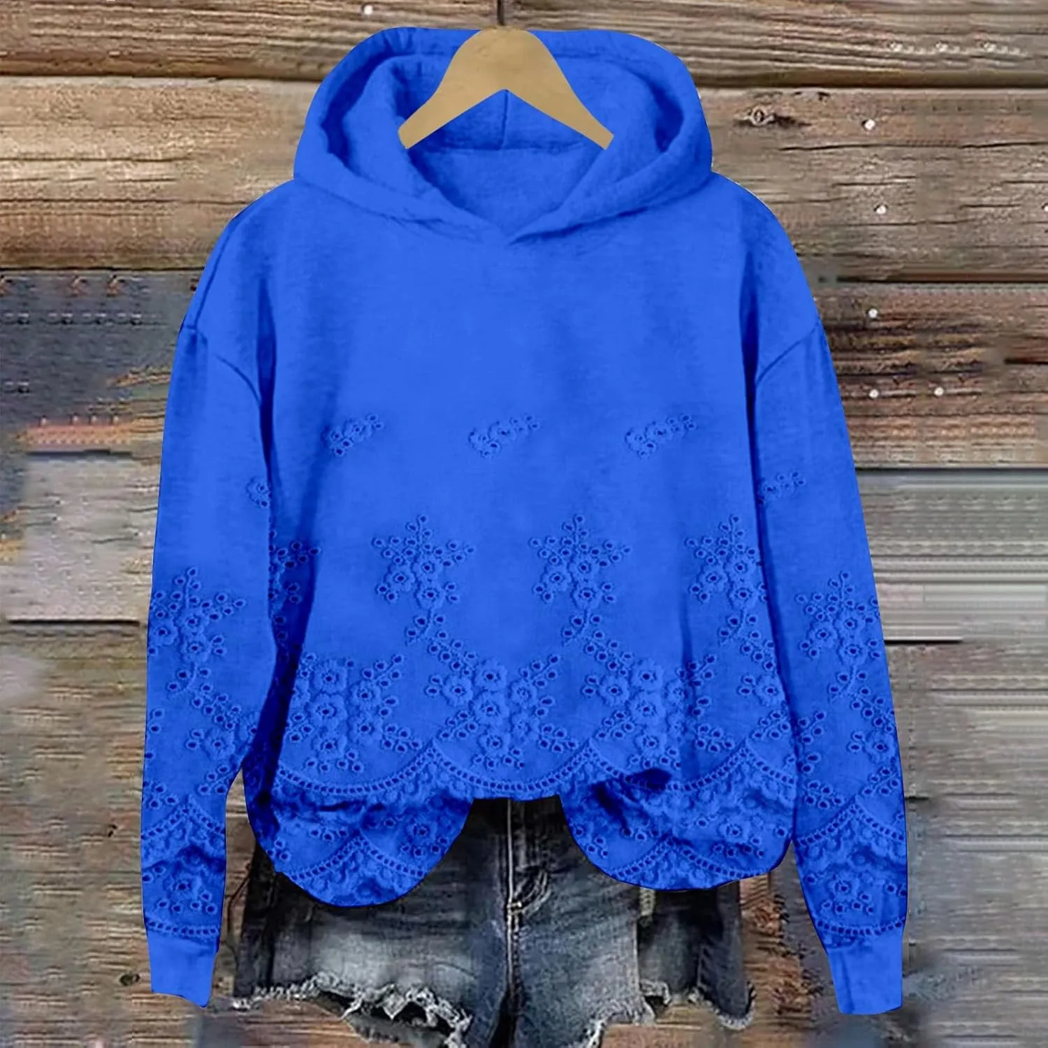 Womens Floral Lace Printed Hoodies Oversized Long Sleeve Pullover Sweatshirt Soft Fall Winter Athleisure Outfits