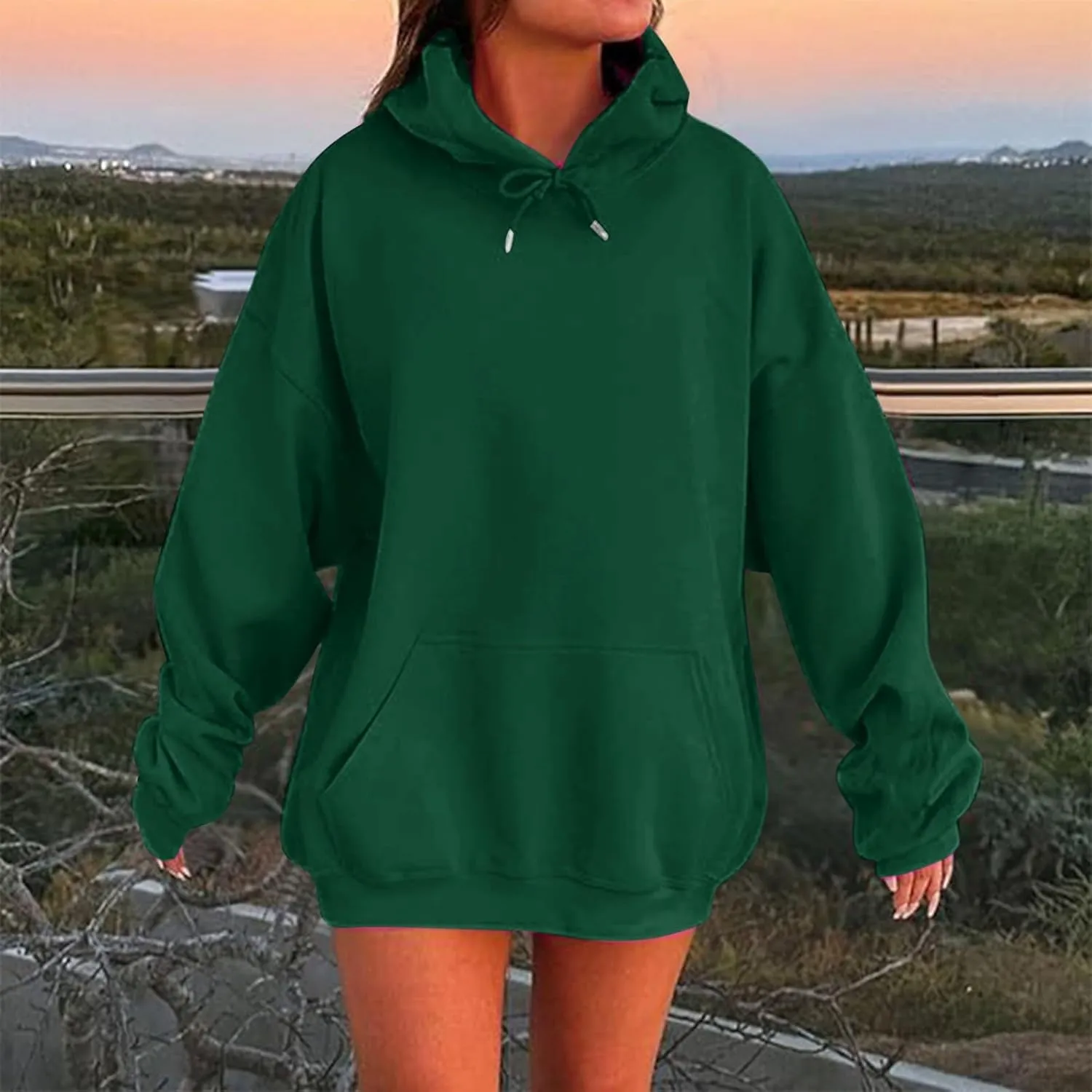 Womens Oversized Hoodies Fleece Sweatshirt Long Sleeve Drawstring Loose Pullover Fashion Top Cute Trendy Outfits with Pocket